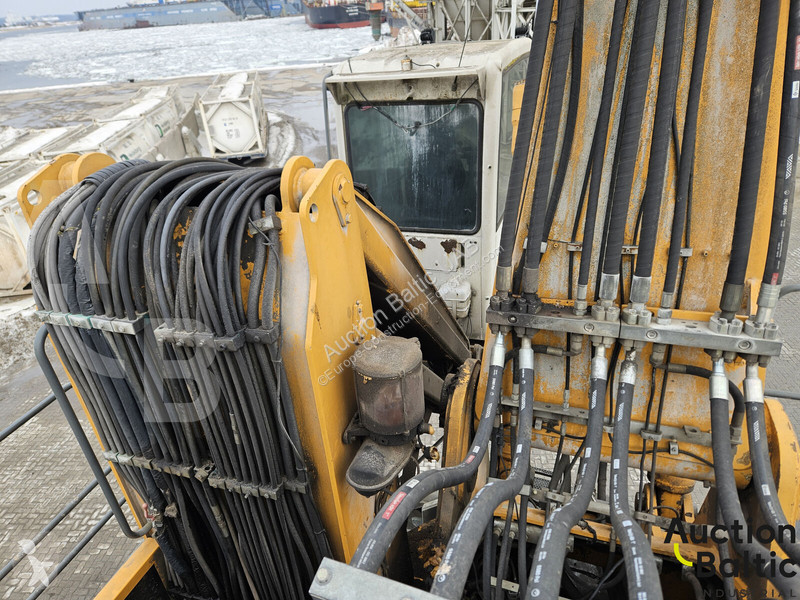 Liebherr A 944 C HD Litronic excavator