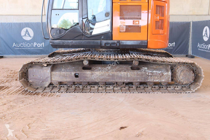 Excavator Hitachi ZAXIS 225USLC-5B