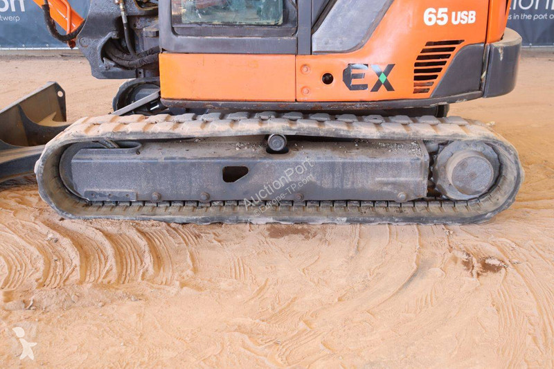 Excavator Hitachi ZX65USB-3F