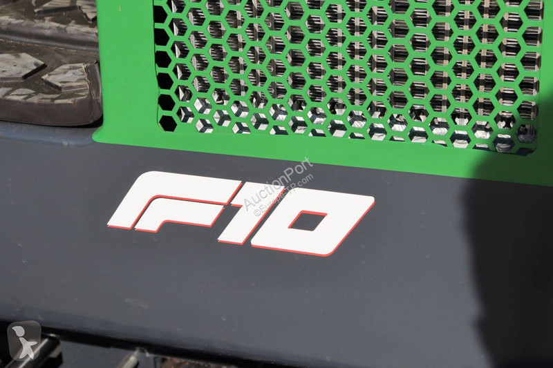 Экскаватор  F10