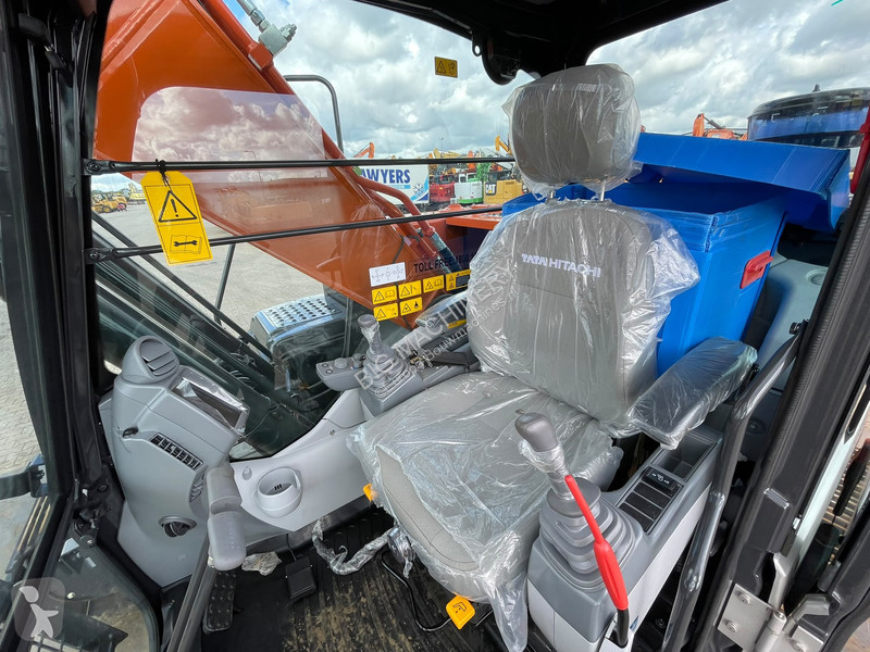 Pelle Hitachi ZX220LC-5G