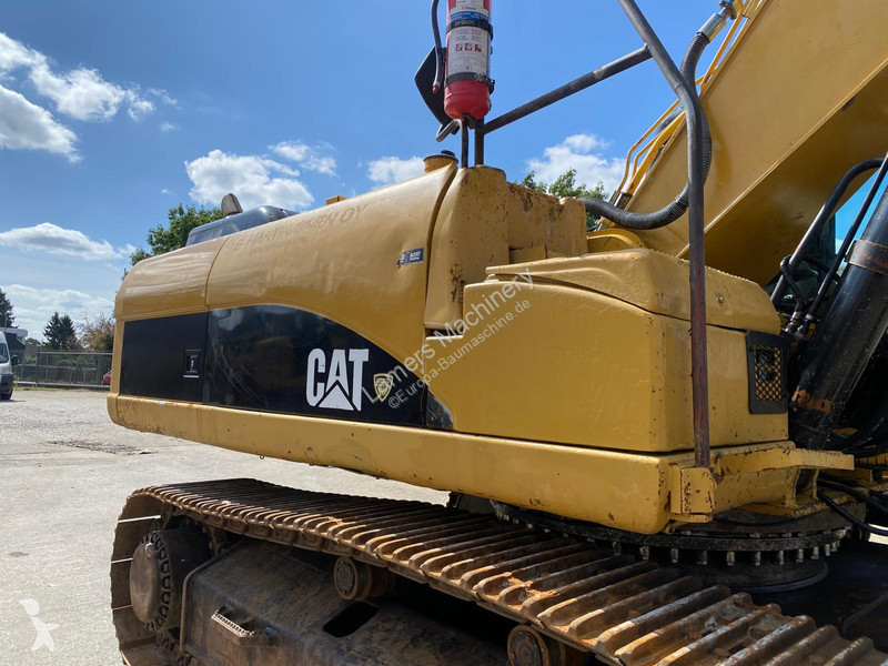 Excavadora Caterpillar