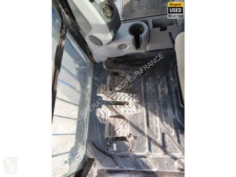 Excavadora Caterpillar 325F CR