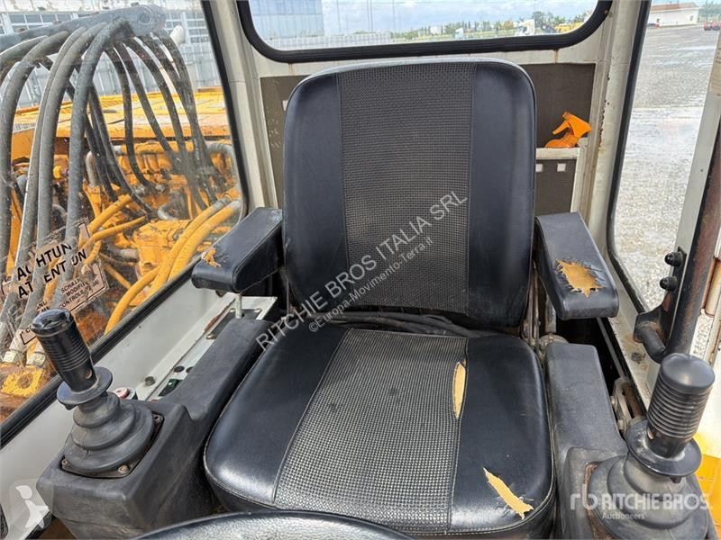 Екскаватор Liebherr
