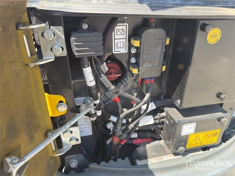 Екскаватор Wacker Neuson E