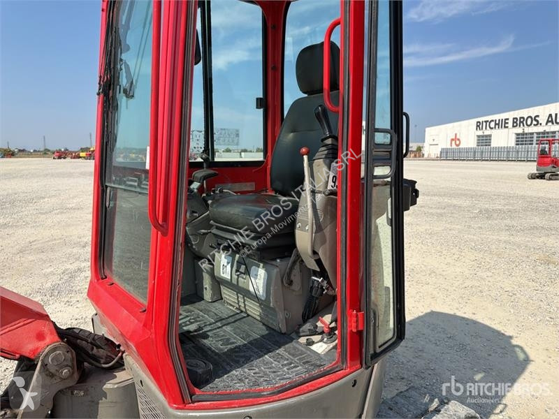 Yanmar ViO25 excavator