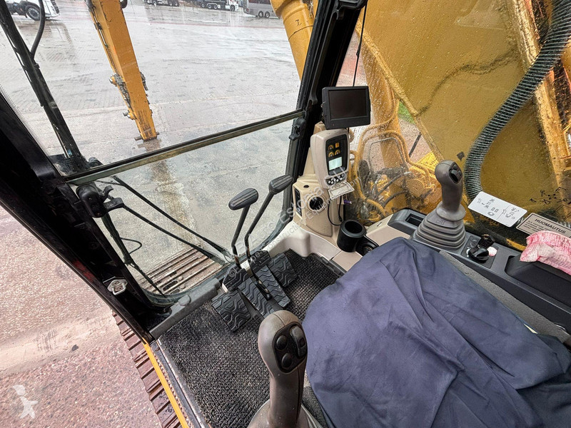 Екскаватор Caterpillar C AC