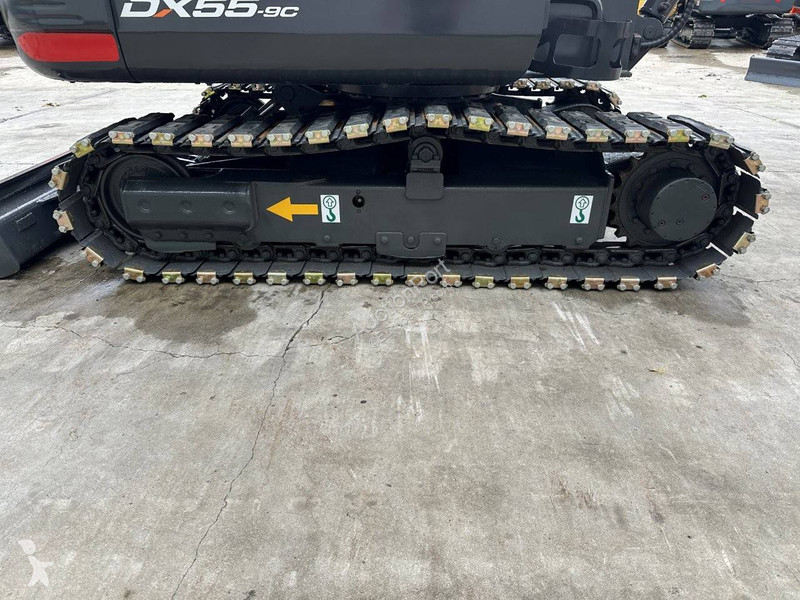 Escavadora Doosan 9C