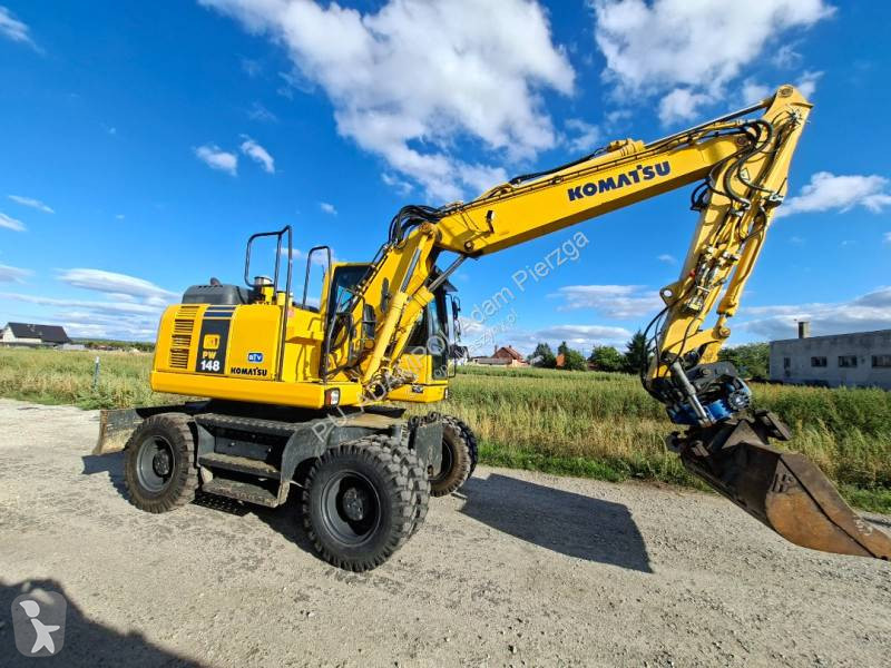 Escavadora Komatsu PW148-8