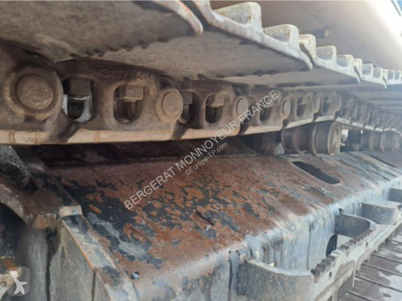 Escavadora Caterpillar