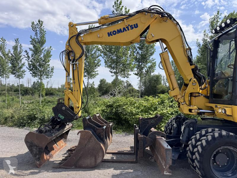 Escavadora Komatsu  PW118MR-11