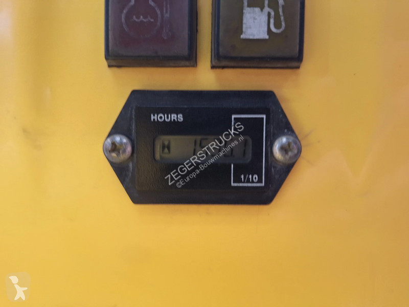 جرافة Wacker Neuson E.08-01