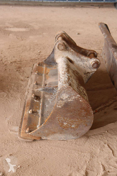 جرافة Takeuchi