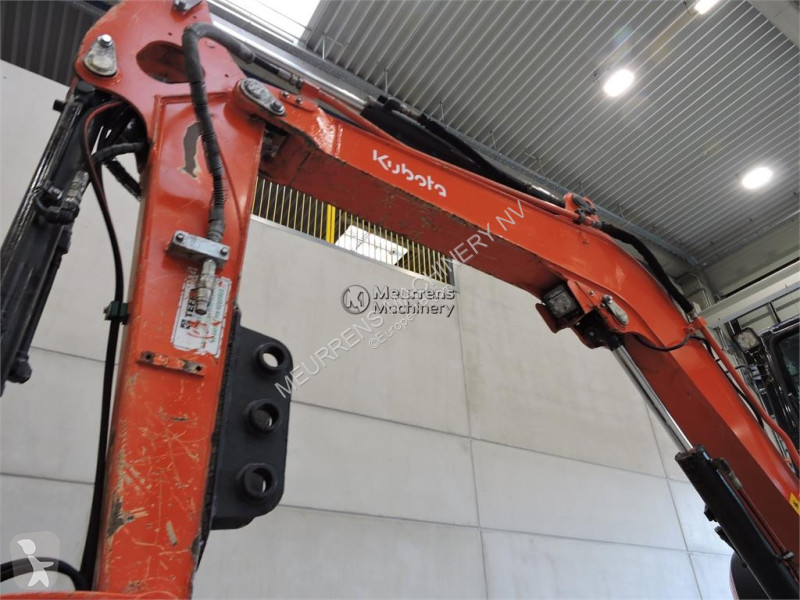 جرافة Kubota U48-4