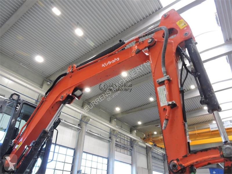 جرافة Kubota U48-4