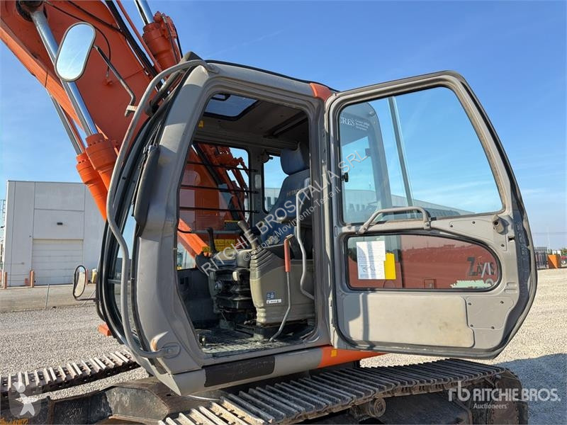 جرافة Hitachi Zaxis N Tracked Excavator