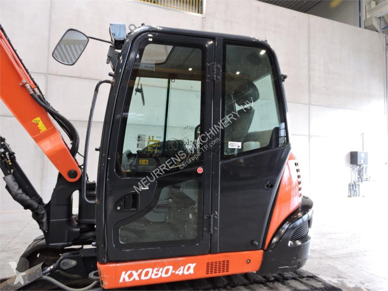 جرافة Kubota KX080-4