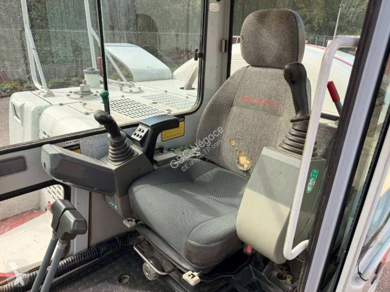 Skovel Takeuchi