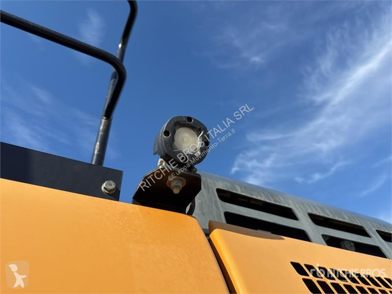 Skovel Case CX300D Tracked Excavator