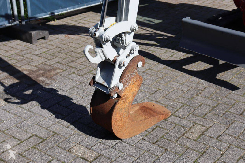 Skovel Takeuchi
