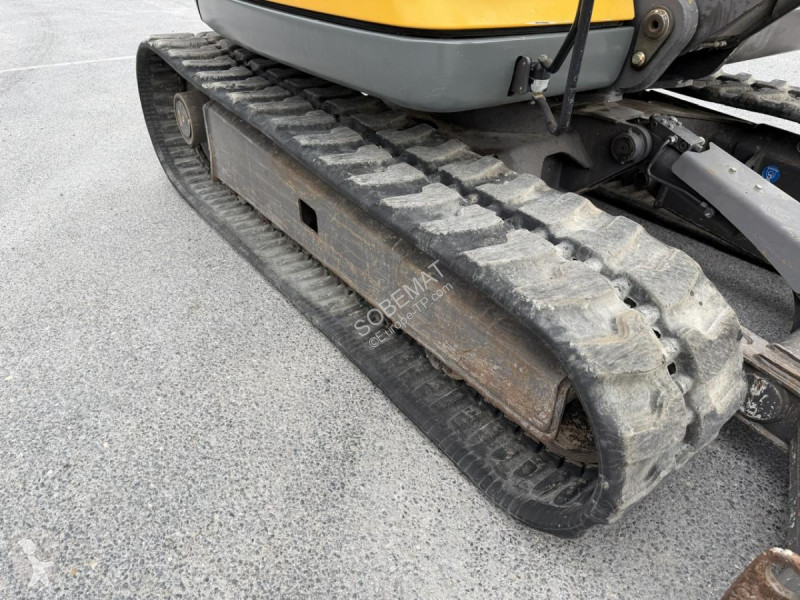 Excavadora Mecalac