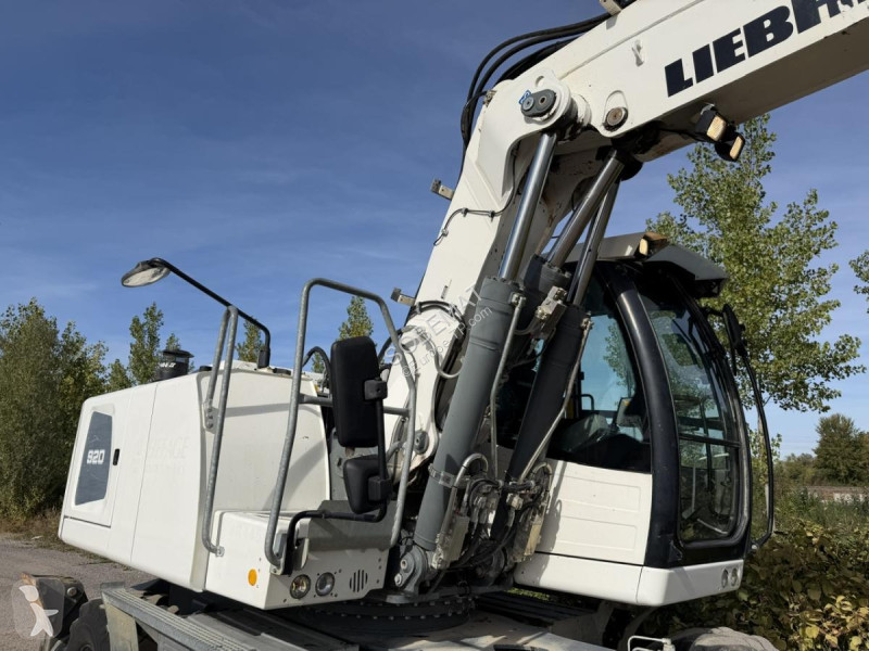 Pelle Liebherr A920
