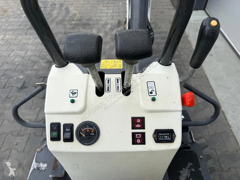 Pelle Bobcat z