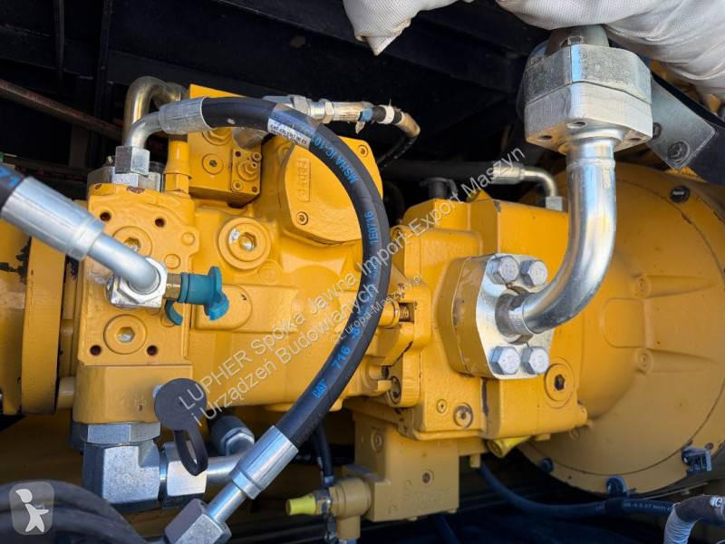 Excavadora Caterpillar MH3022