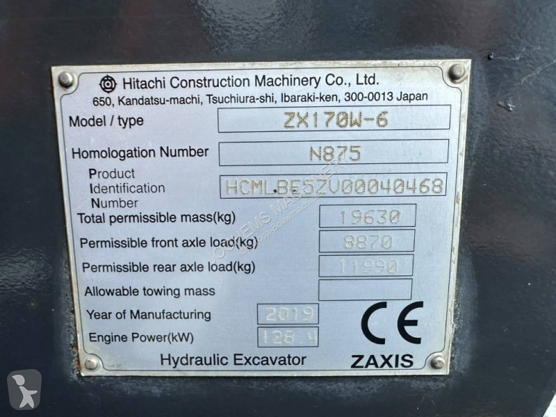 Pelle Hitachi 6