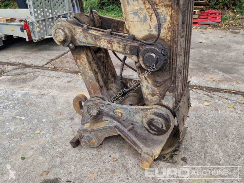 Pelle Volvo EC380EL