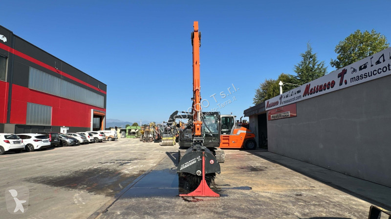 Pelle Hitachi 6 SLF