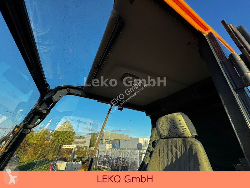 Pelle Hyundai Robex 55W9 Mit 4 Löffeln