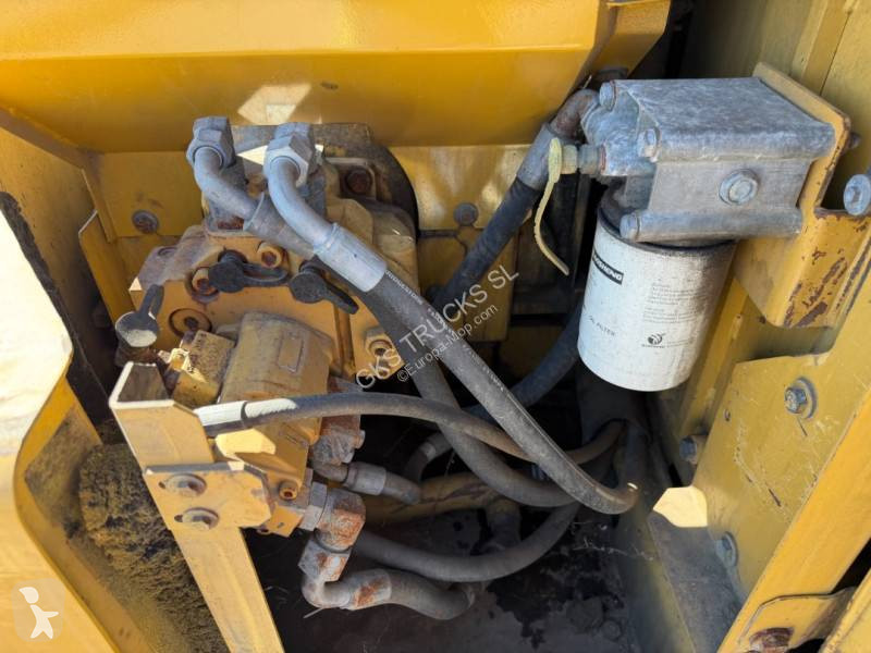 Excavator Caterpillar