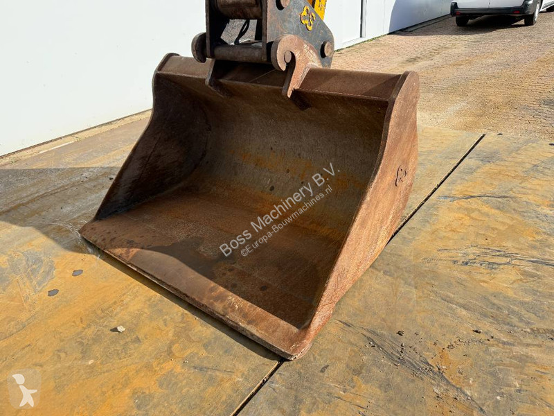 جرافة JCB - Hammer Lines / Heated Seat