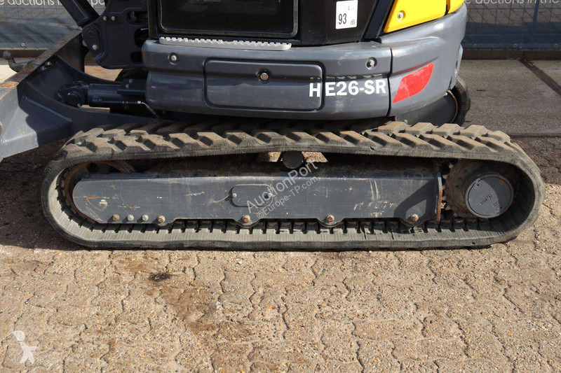 جرافة Eurotrac HE26SR