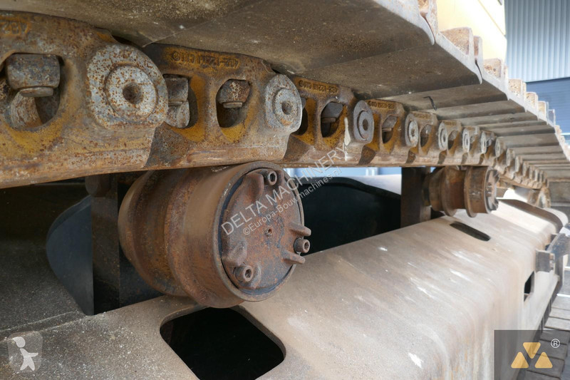 Багер Caterpillar LME