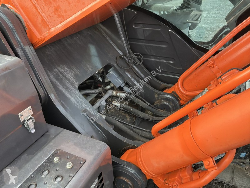 Excavator Hitachi Zaxis 350 LC