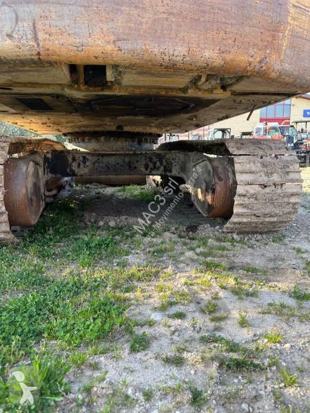 Escavadora Caterpillar