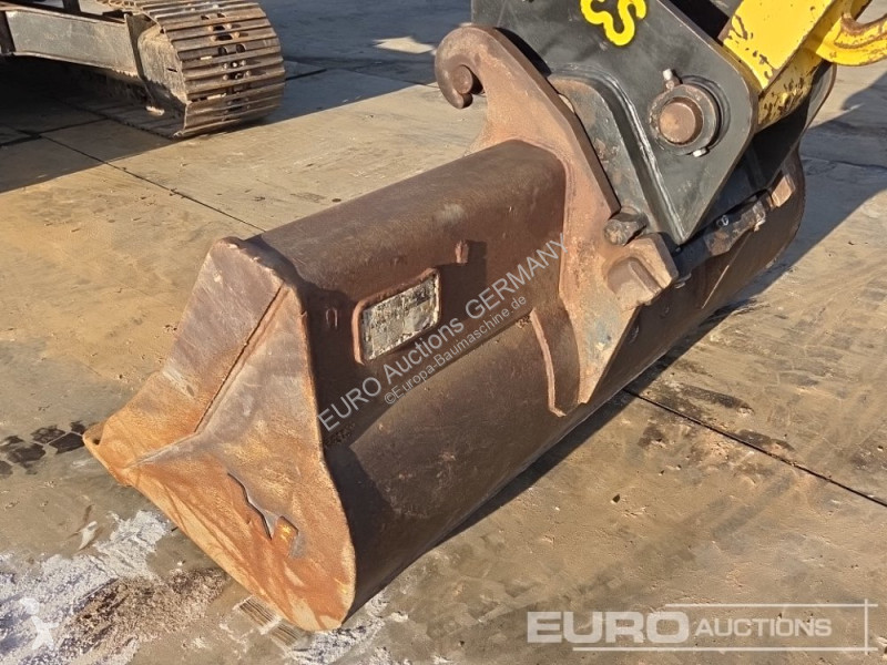 Excavadora New Holland