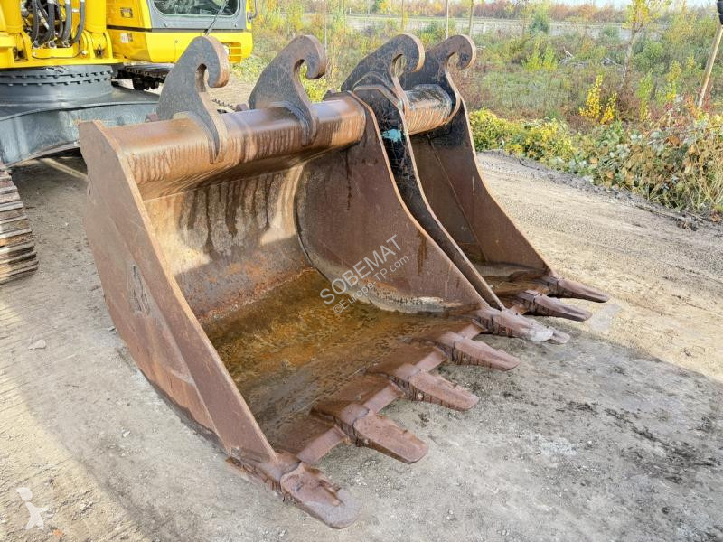 Escavadora Komatsu I-11E0