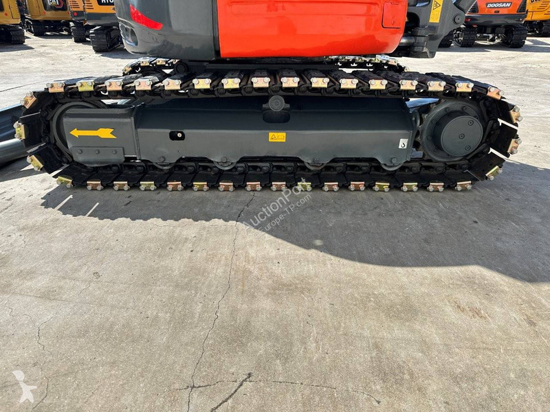 Escavadora Kubota KX155-3SZ