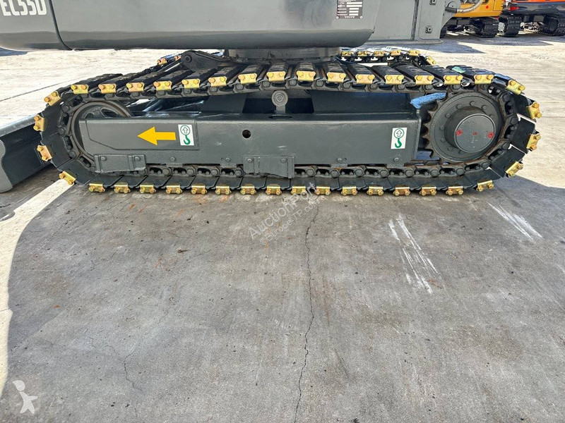 Escavadora Volvo D