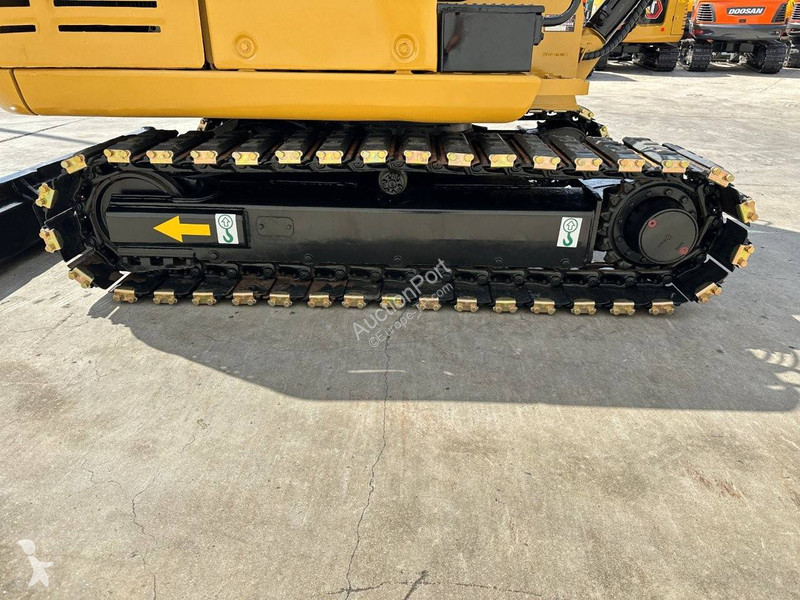Escavadora Caterpillar .5E2