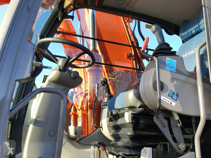 Escavatore Hitachi ZX140 Koparka Kołowa