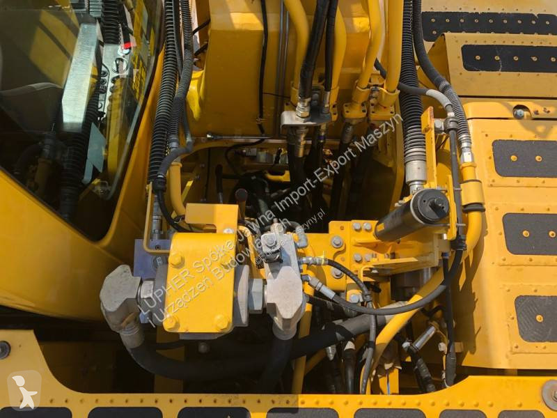 Excavator Komatsu PC210LC-11