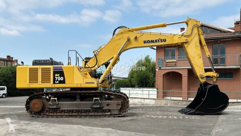 Escavadora Komatsu PC700 LC-8E0