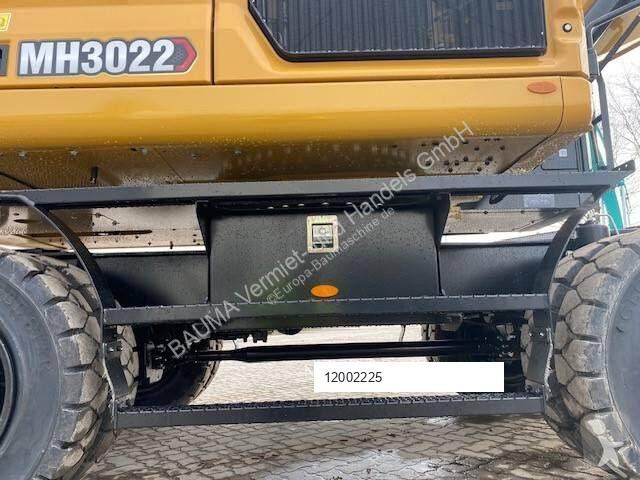 Graafmachine Caterpillar MH 3022 MIETE / RENTAL...