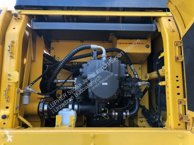 Excavator Komatsu PC490LC-11