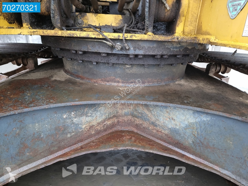 Lopatový nakládač Komatsu PC228 US LC