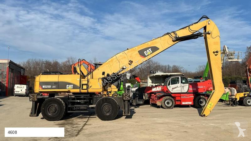 Escavatore Caterpillar D 4X4